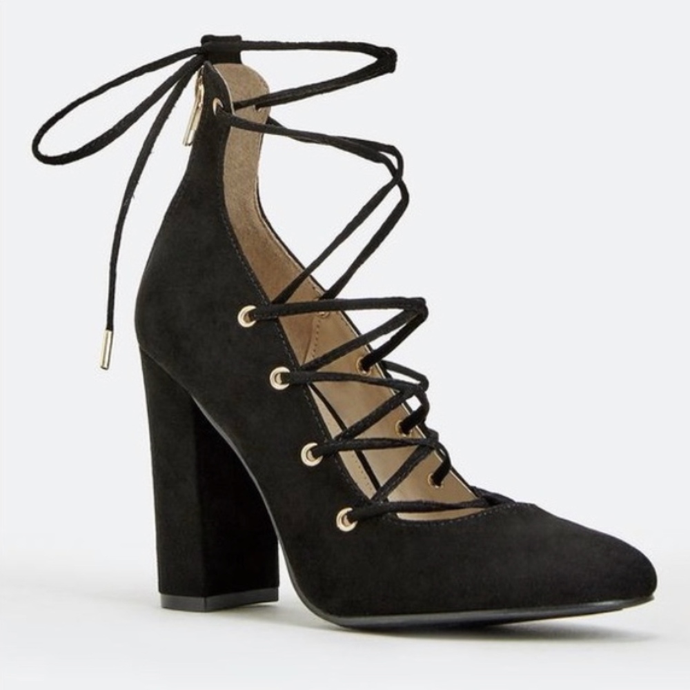 JustFab Sutton in Black